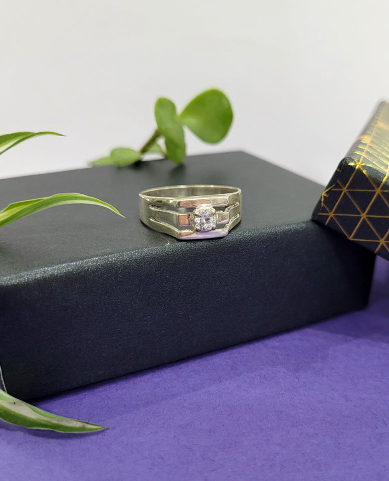 Unique Design 925 Sterling Silver Ring