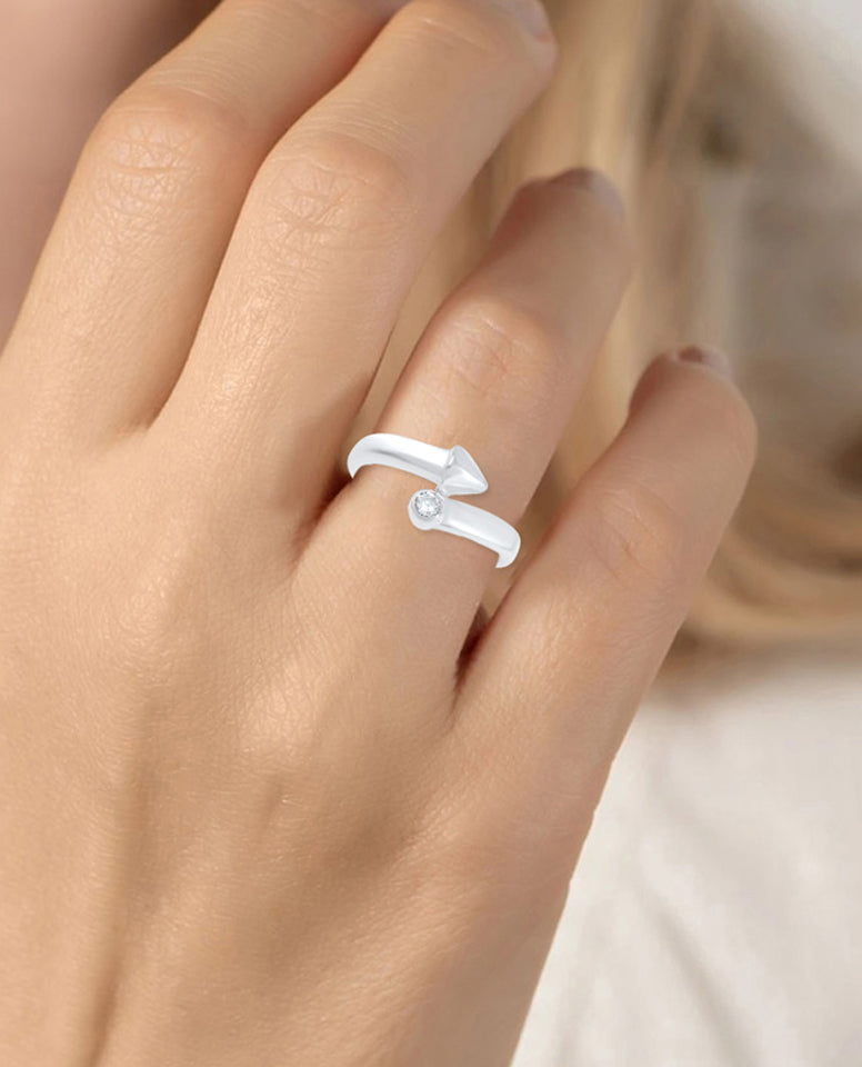 An Arrow Shape Beautiful Ring for Trendy Girls in 925 Sterling Silver, Beautiful Ring for Her