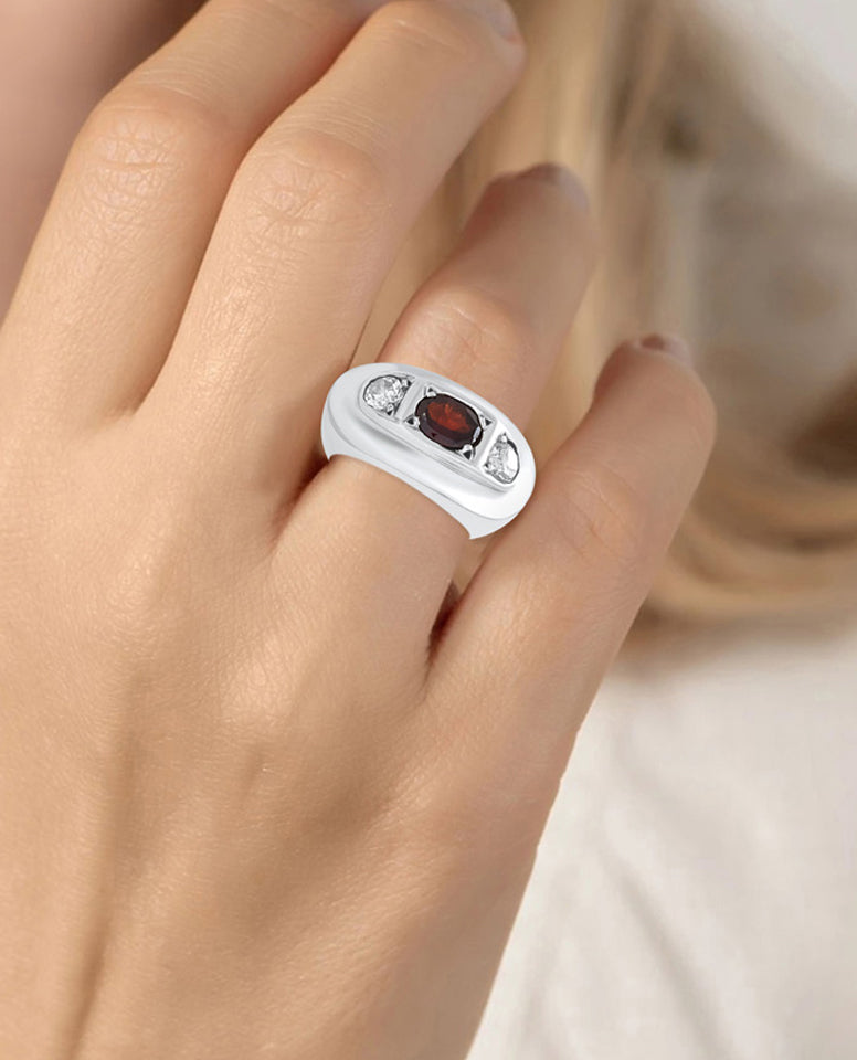 Elegant Design Ring in Authentic 925 Sterling Silver with A Beautiful Red Garnet Stone