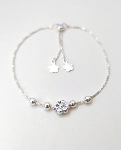 Adjustable Box Chain Bracelet in 925 Sterling Silver with Silver Beads & A Flower in Center