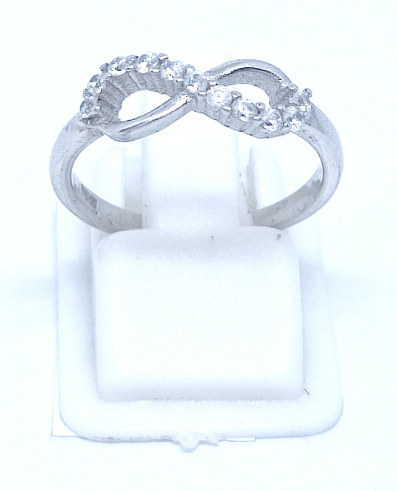 Latest Design Infinity Ring for Her, Made with Our Infinity Love in 925 Sterling Silver