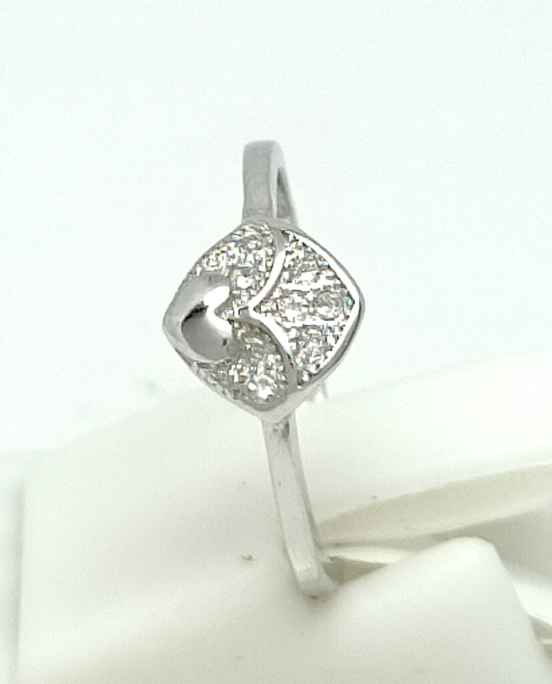 Very Dainty and Suitable Ring in 925 Sterling Silver Ring with Rhodium Finish