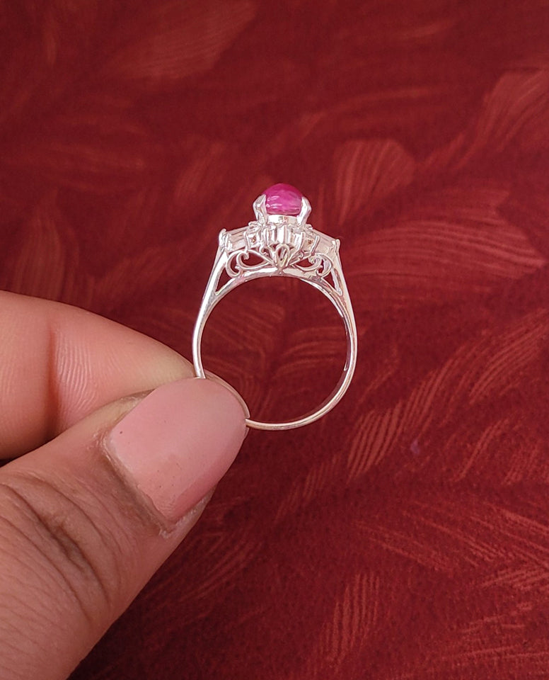 An Ultimate Swarovski Stones Ring In 925 Sterling Silver