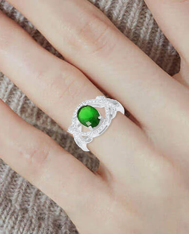 A Classic and Sophisticated, Green Oval Stone 925 Sterling Silver Ring for Her in A Stylish Design