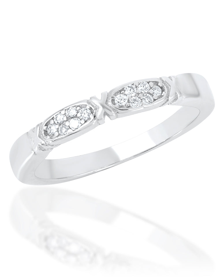 An Alluring Band for Her with Shiny CZ Stones in 925 Sterling Silver