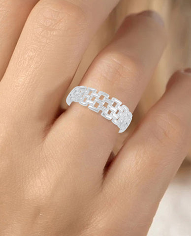 A Beautiful Band for Trendy Girls in 925 Sterling Silver Ring with A Beautiful Net Pattern Design