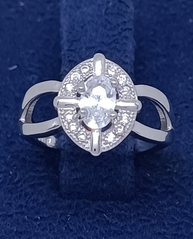 A Oval Shape Stone Ring with 925 Sterling Silver for Her with Beautiful CZ Stones