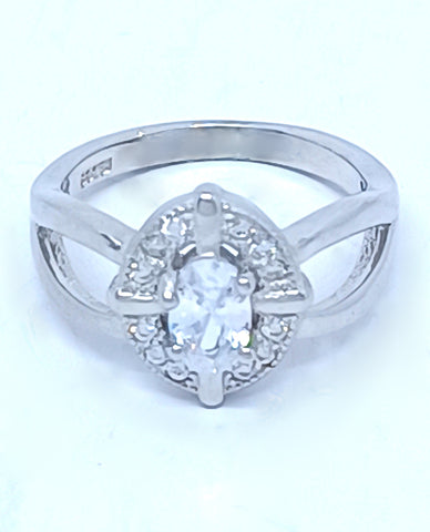 A Oval Shape Stone Ring with 925 Sterling Silver for Her with Beautiful CZ Stones