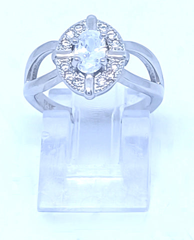 A Oval Shape Stone Ring with 925 Sterling Silver for Her with Beautiful CZ Stones