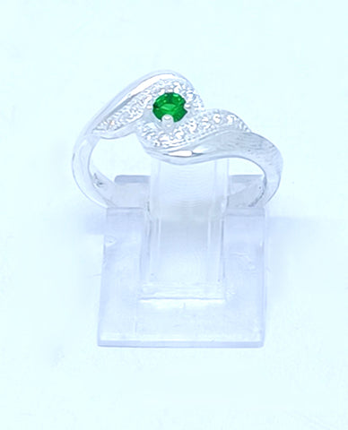 A Beautiful Ring for Trendy Girls in 925 Sterling Silver with Beautiful Cubic Zircon Stones