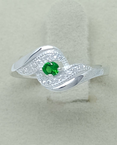 A Beautiful Ring for Trendy Girls in 925 Sterling Silver with Beautiful Cubic Zircon Stones