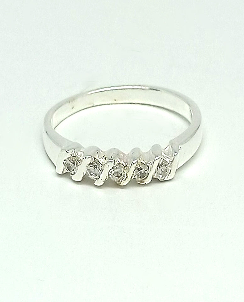 Trendy Half Eternity Band Style CZ Stone Ring with 925 Sterling Silver for Her