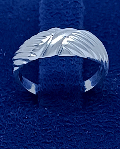 A Simple and Beautiful Ring in 925 Sterling Silver, A Great Gift for Any Occasion