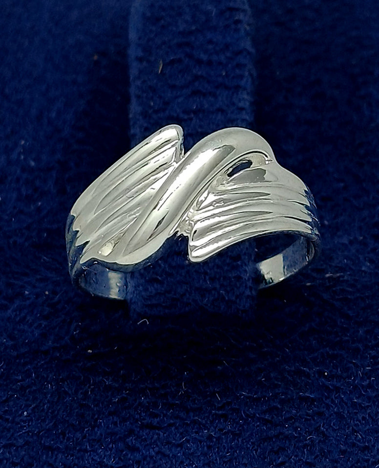 A Different Design Ring for Trendy Girls in 925 Sterling Silver, Best Ring for Her for Everyday