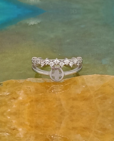 A Graceful Crown-like Design, Authentic 925 Sterling Silver Materials with Love